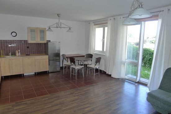 <h2>Mieszkanie usytuowane na zamkni�tym osiedlu w cichej i spokojnej cz�ci Osowy.</h2> <h3>Cena: 1.450,00 </h3> <a href='index.cgi?action=11&cmd=VDT_EDIT&idn=827'>Wi�cej...</a>